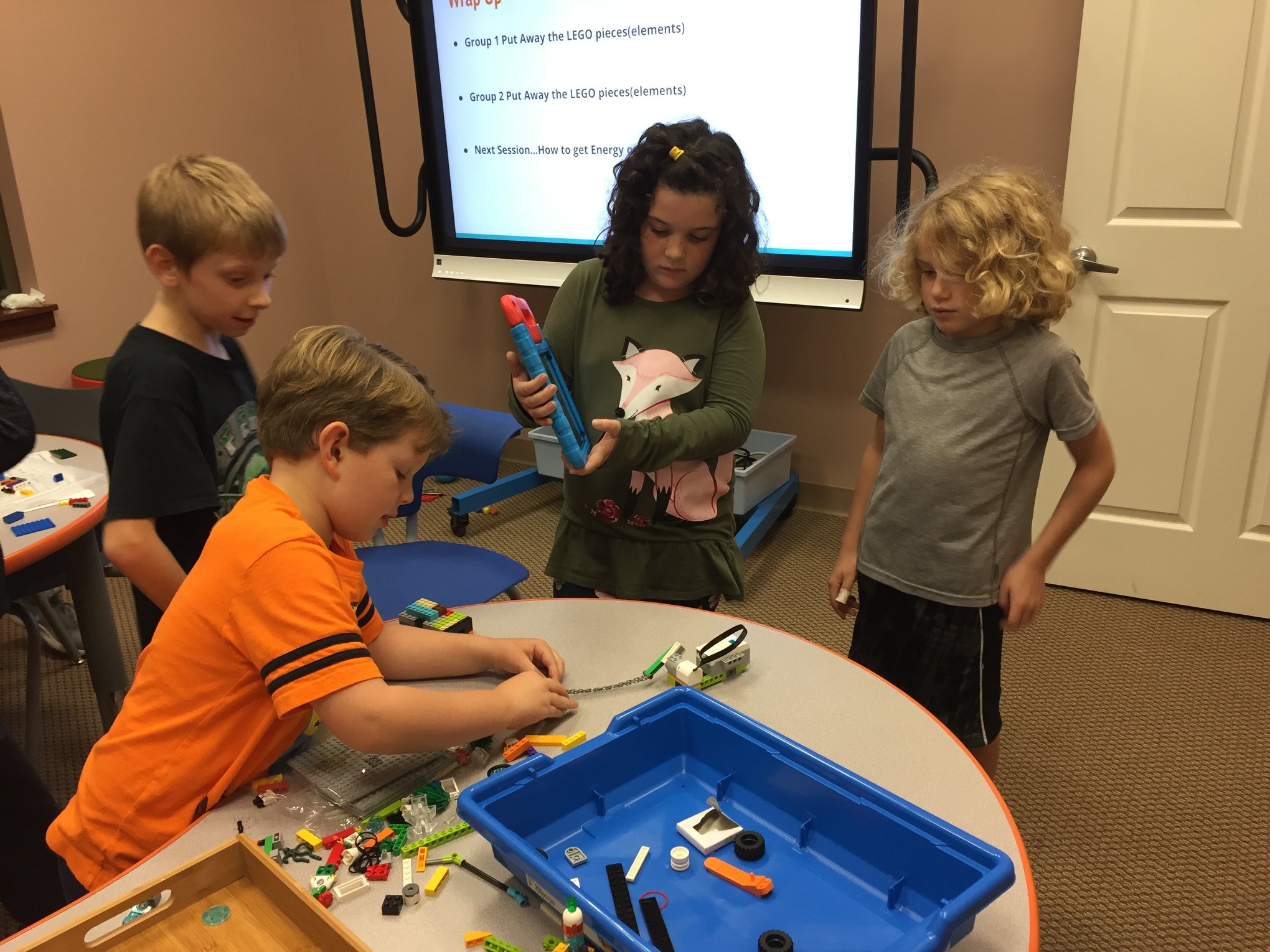 School Holiday Camps Keep Your Kids Engaged S2STEM