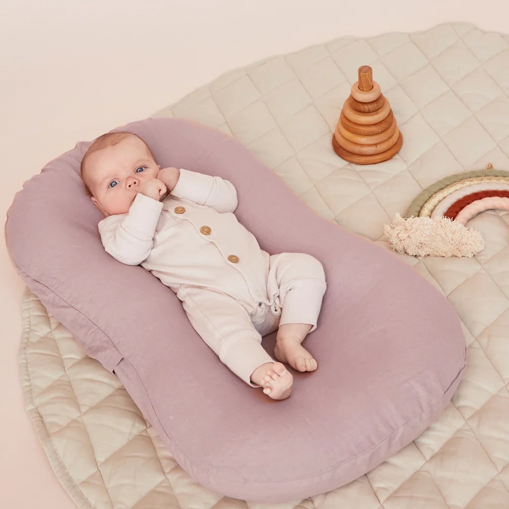 Linen Social Baby Lounger Dusty Pink Sable Bebe