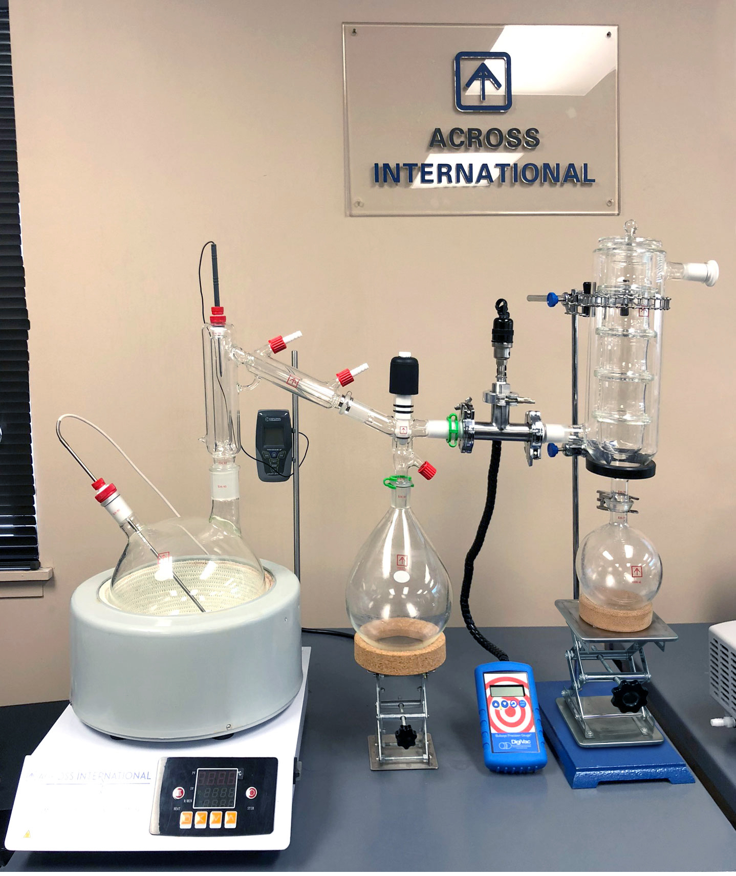 Ai Large Chamber T1 Glass Vacuum Cold Trap with 24/40 Joints SafeLeaf.ca