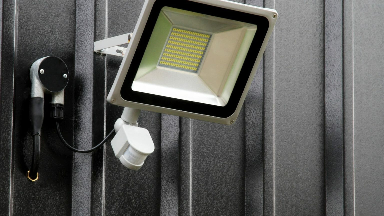 How To Break into a Garage Door (5 Expert Methods)