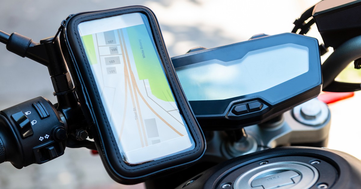 How Do GPS Trackers Work? SafeWise