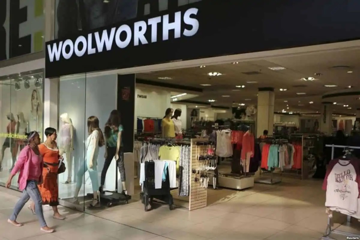 Woolworths launches click and collect in partnership with Pargo