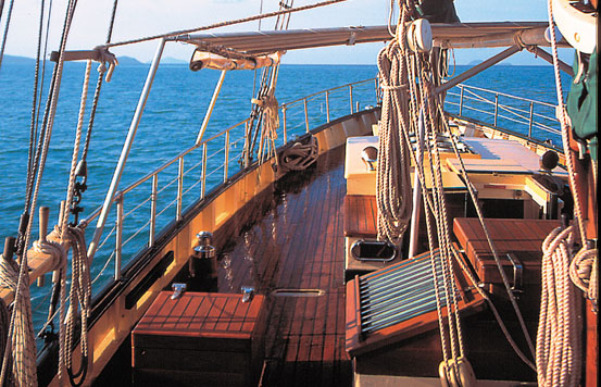 DERWENT HUNTER Sail Australia