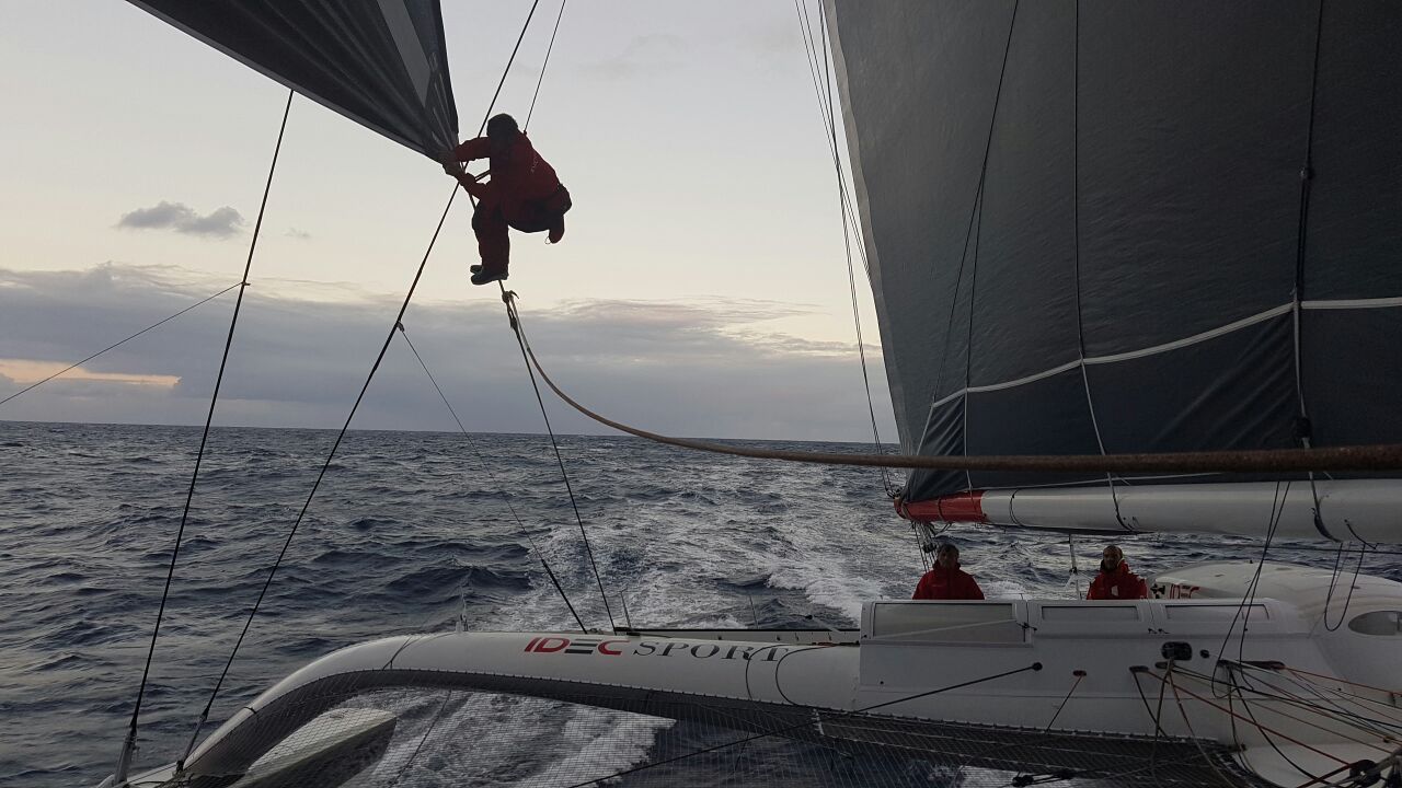 IDEC SPORT Approaching the Equator >> Scuttlebutt Sailing News