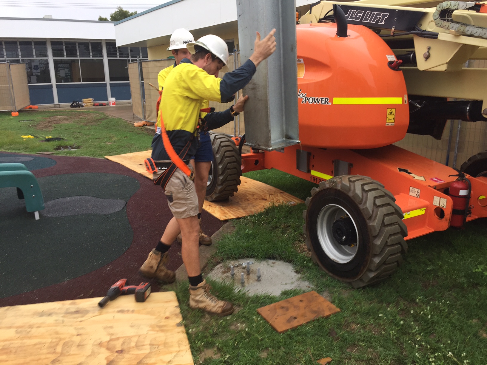 Rockhampton Special School Framing Sail Structures