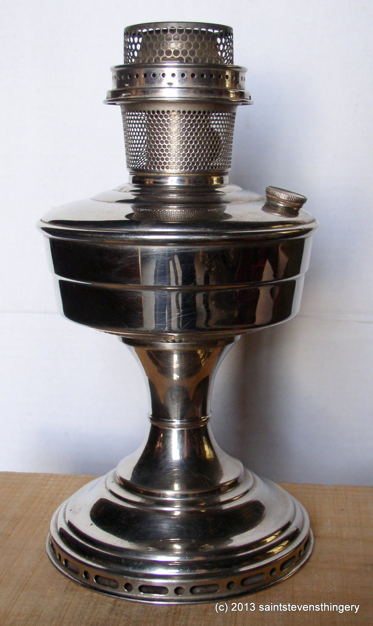 Vintage Aladdin Model 12 Nickel Plated Kerosene Oil Lamp With Burner