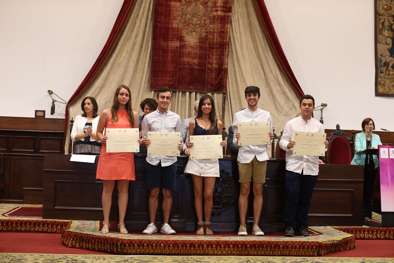 La Junta convoca los Premios Extraordinarios de Bachillerato con una