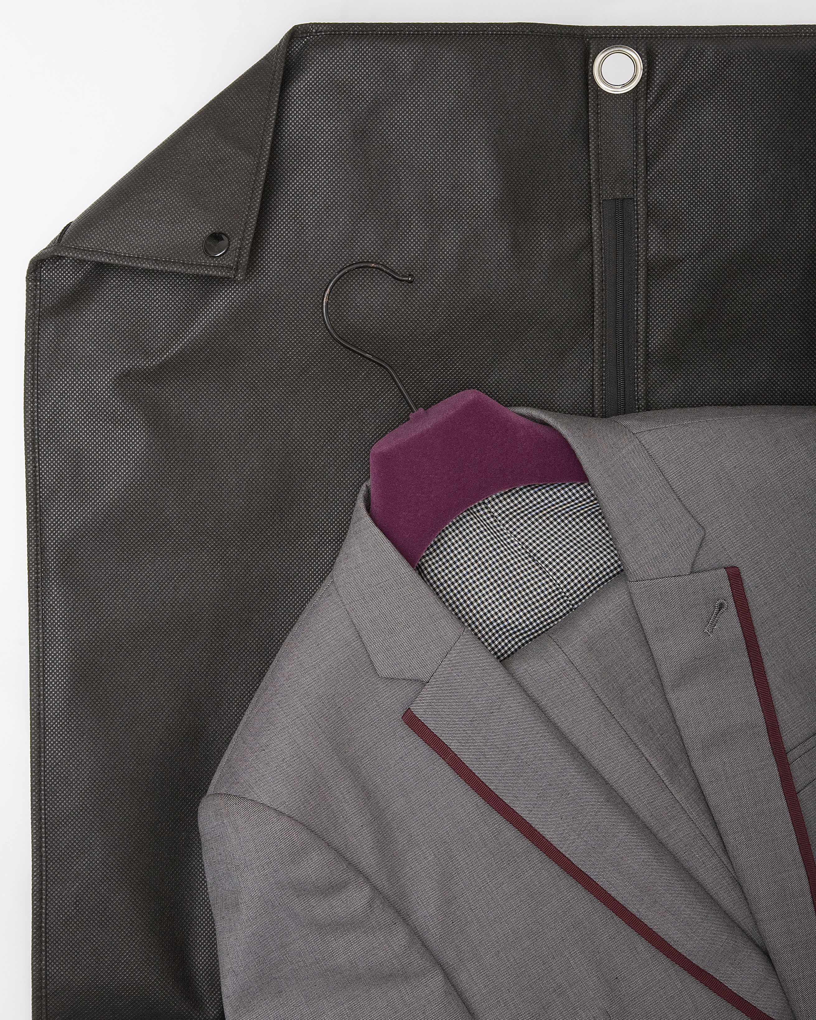 SAL Packaging » Custom Suit Covers