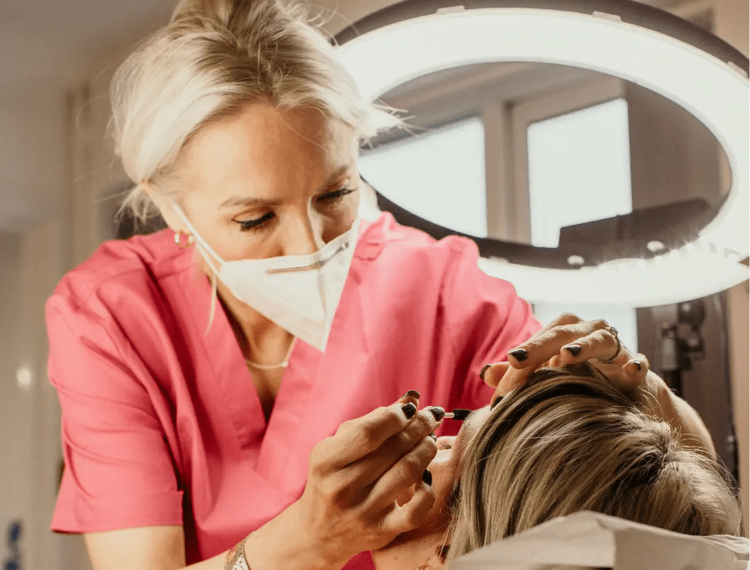 Signature Brows Sam King Brow Artistry