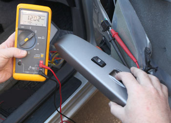 Window regulator, Window motor: how it works, problems, symptoms, testing