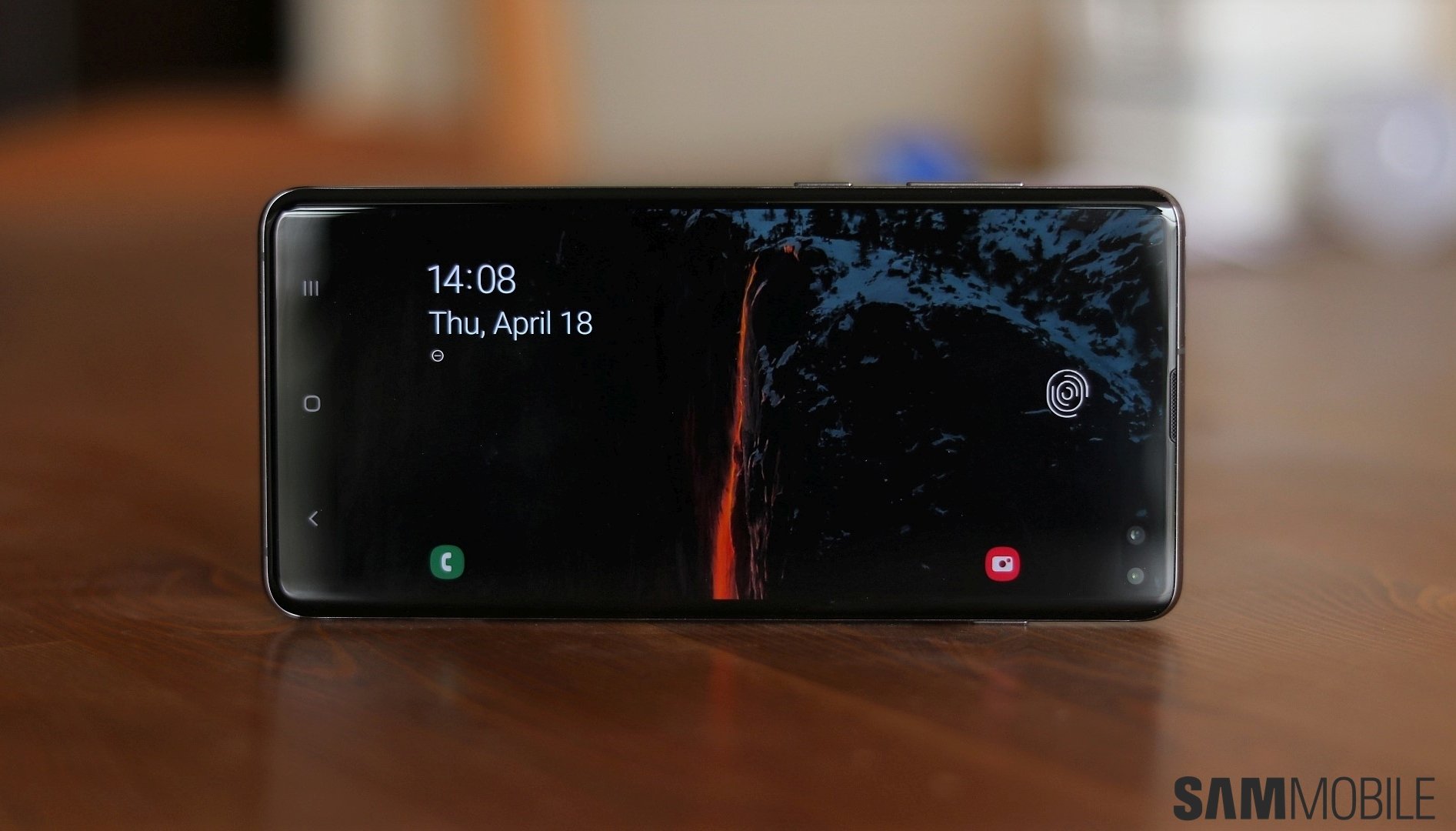 Here's how to use lock screen in landscape mode on the Galaxy S10