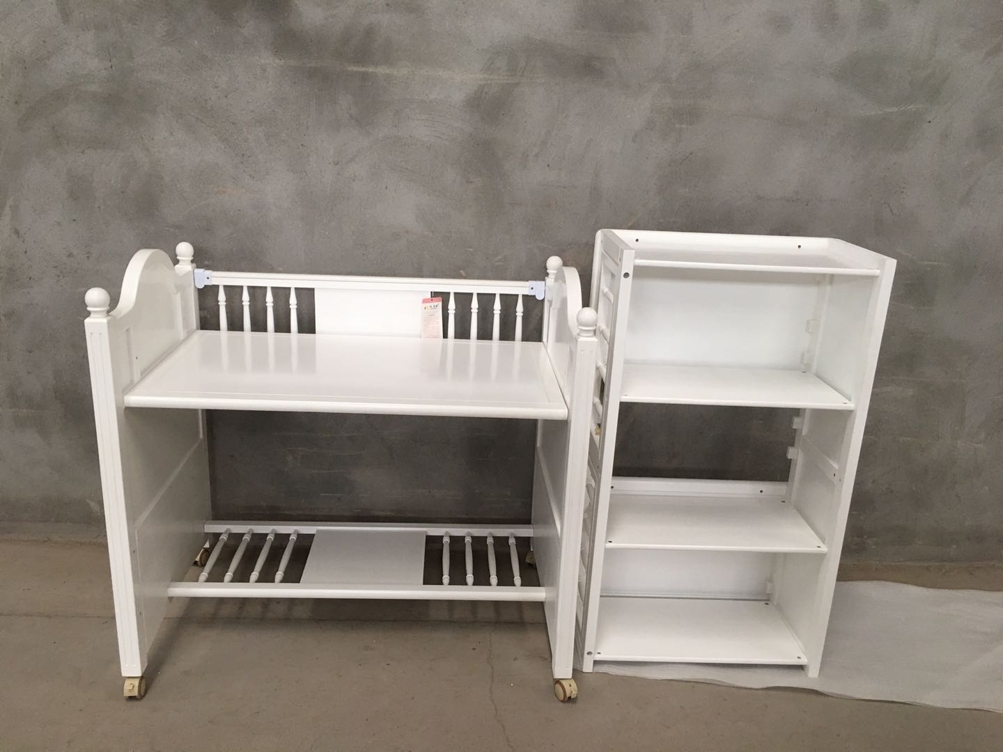 rocking oak baby cot SAMUELSDIRECT