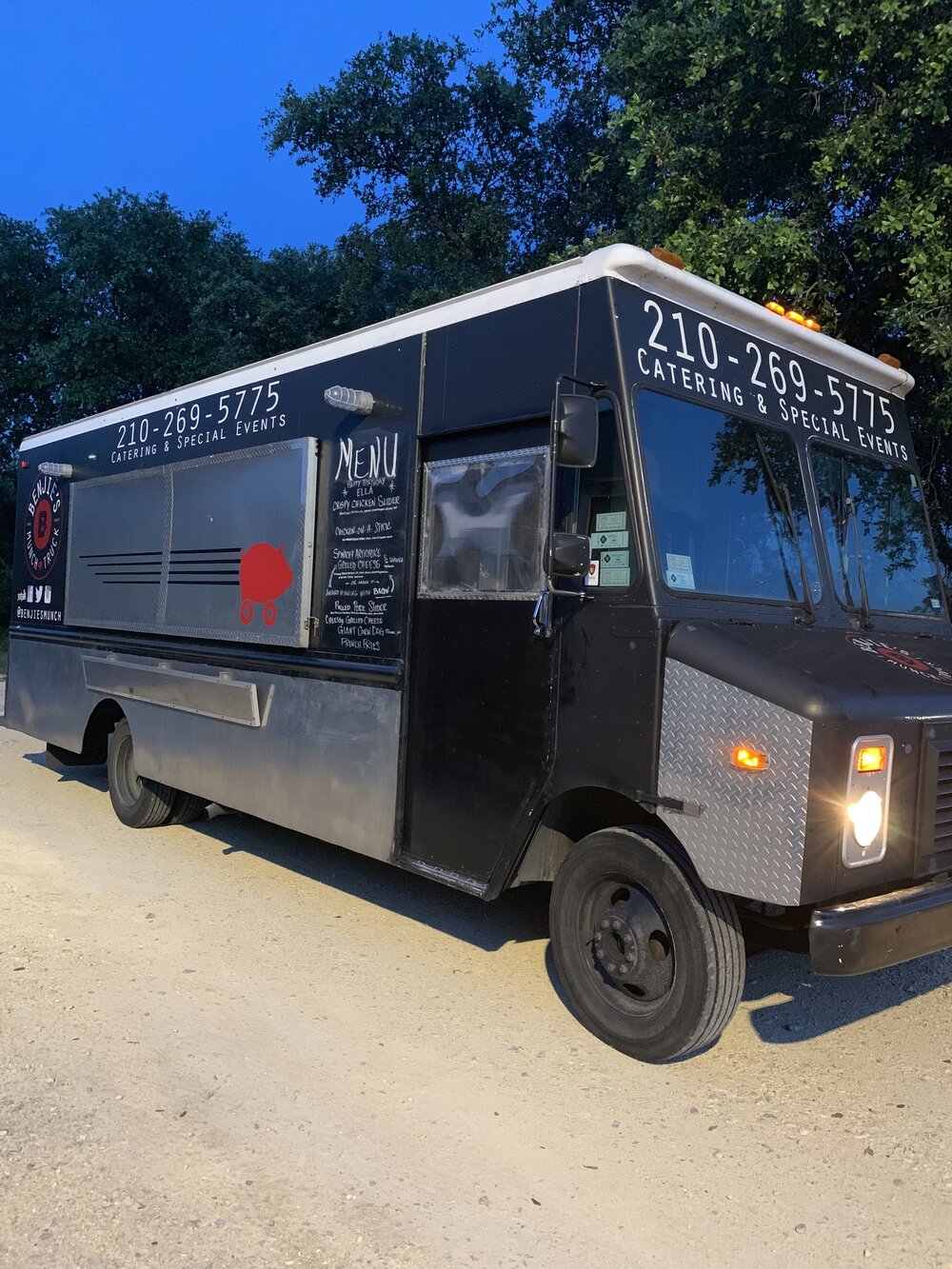 Top 10 Food Trucks of San Antonio, TX Local's Guide to the Best Food Truck Park