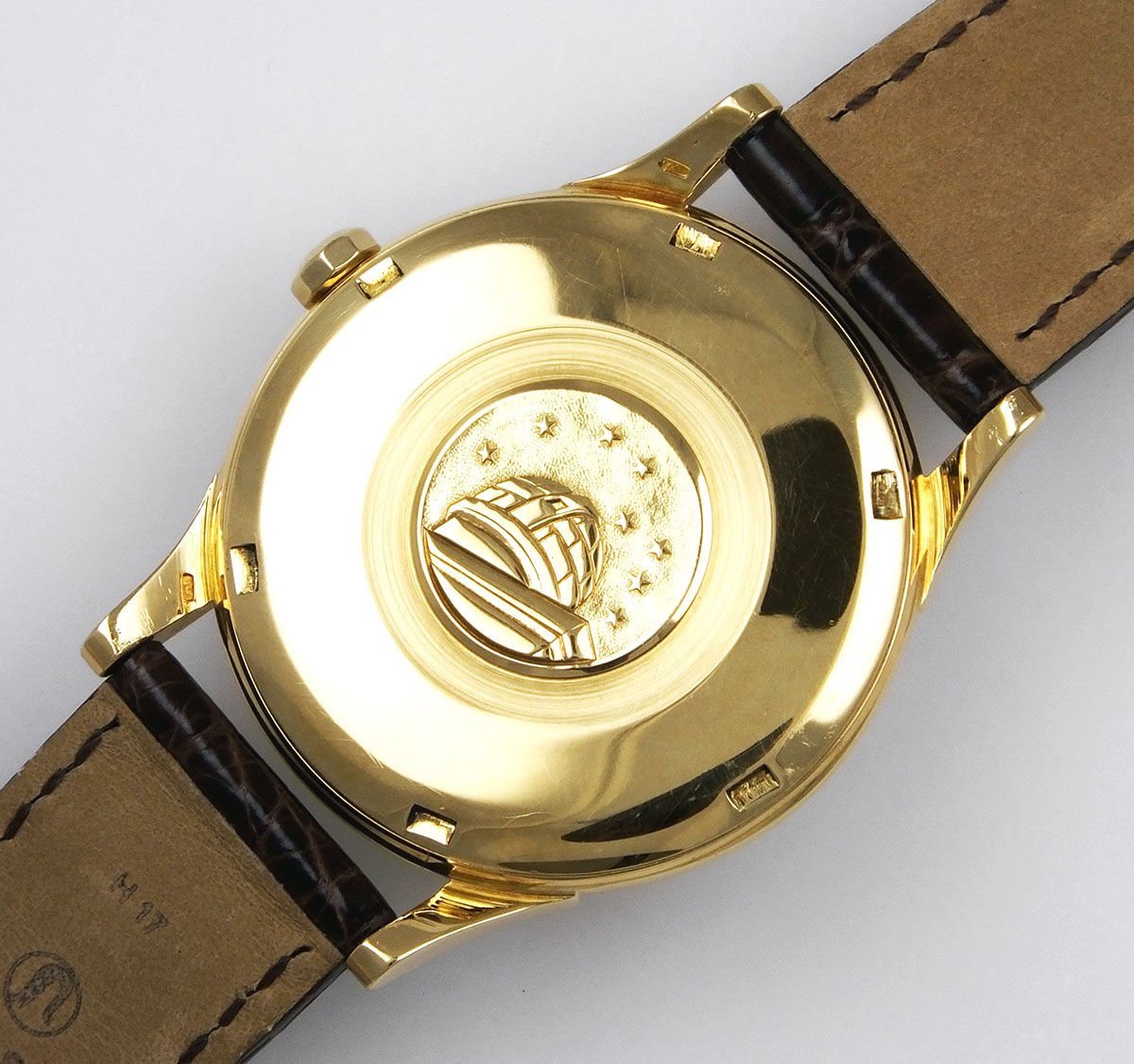Omega Constellation Solid 18K Yellow Gold WIth Original Gold DeLuxe
