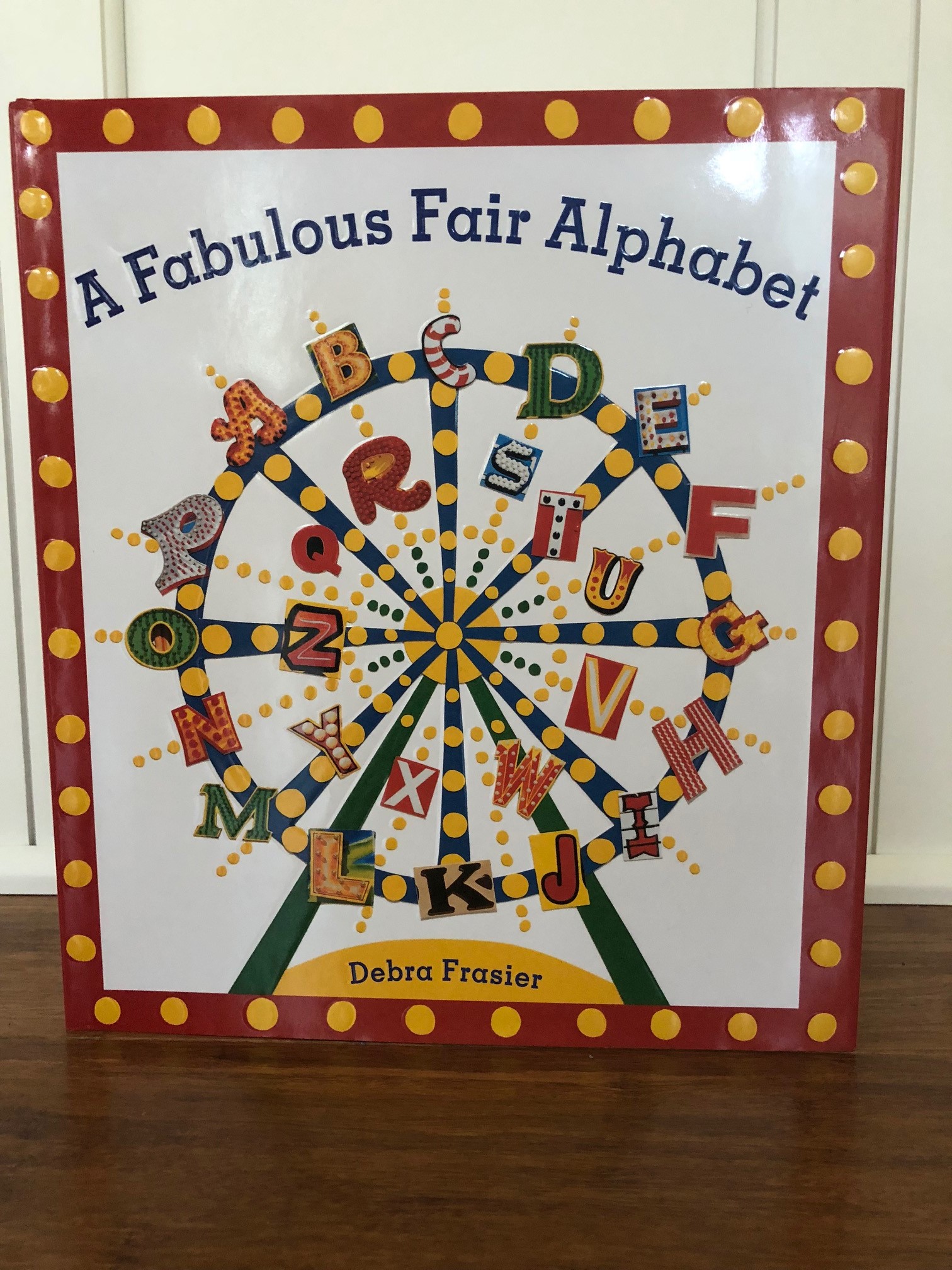 Souvenirs / Gifts Sandwich Fair