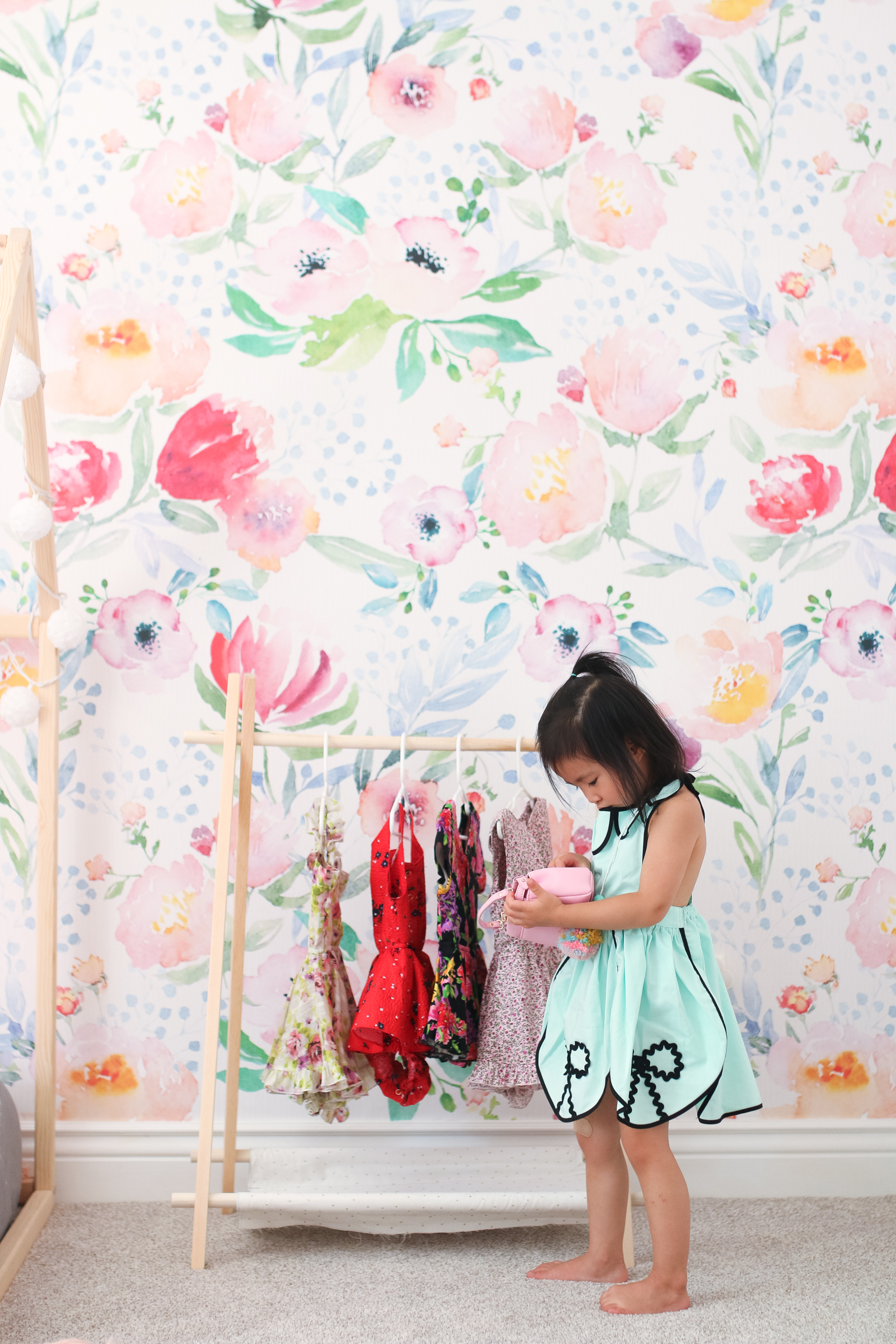 Decorating An Accent Wall With Vinyl Wallpaper SandyALaMode