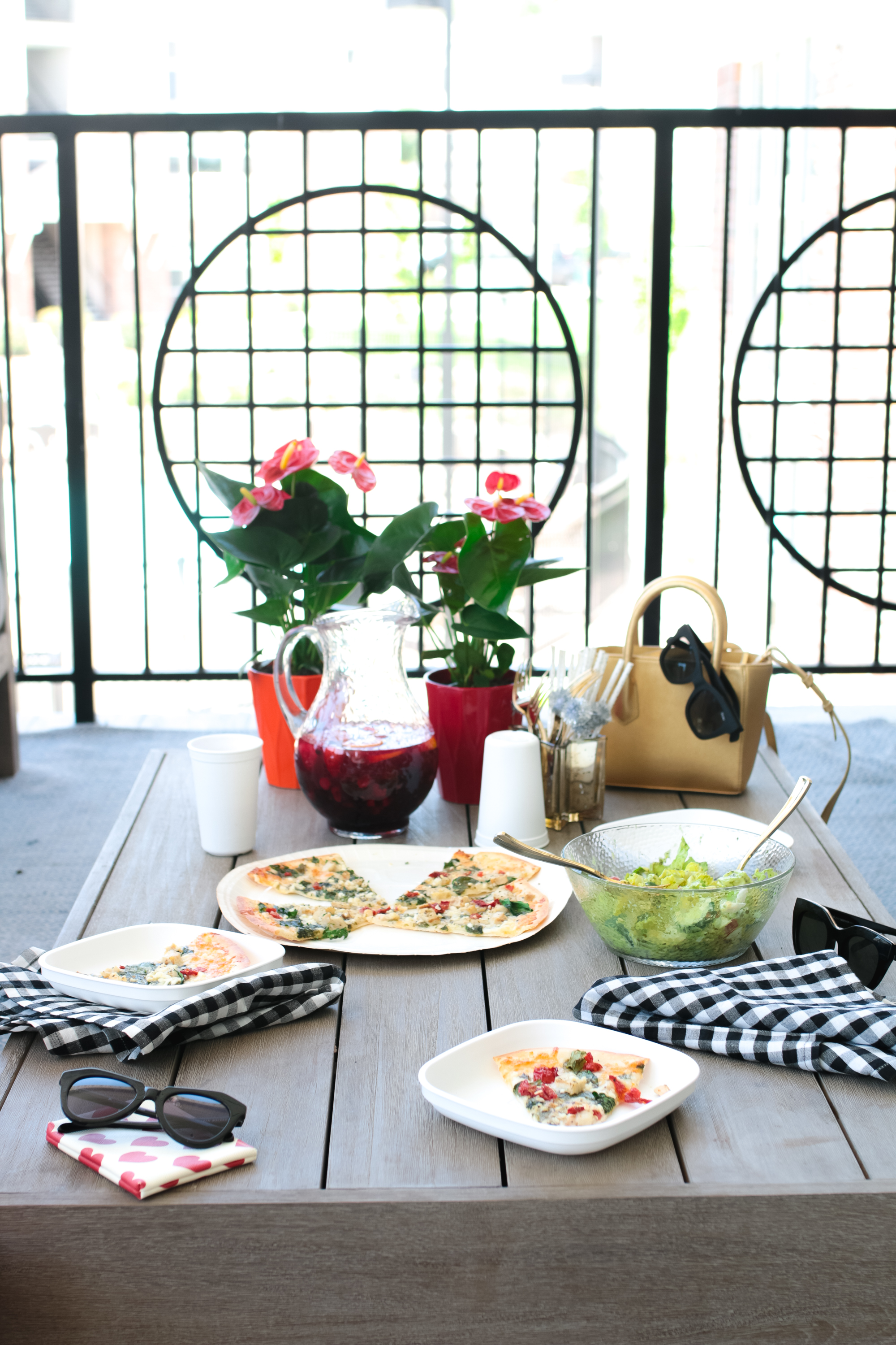 Pool Party Hostess Gift Diy Bbq Backyard Pool Party Hostess Gift Box