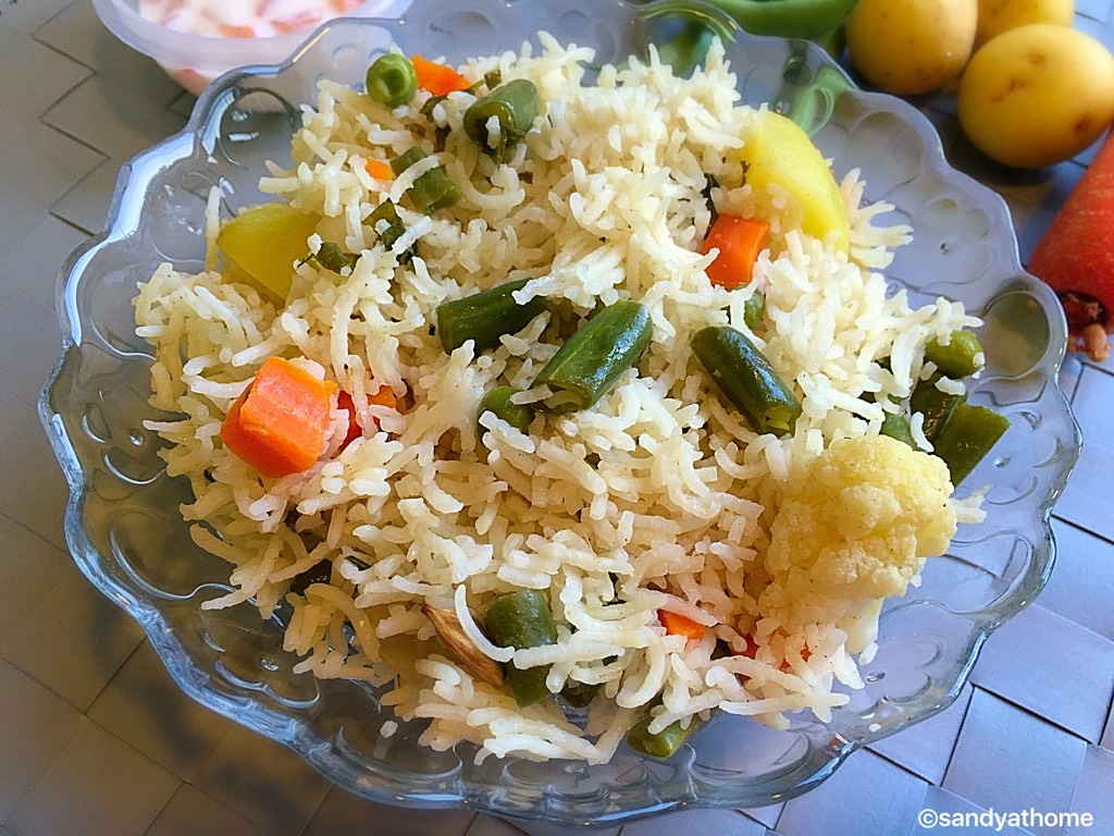 Veg pulao recipe, Mixed vegetable pulav, How to make veg pulao