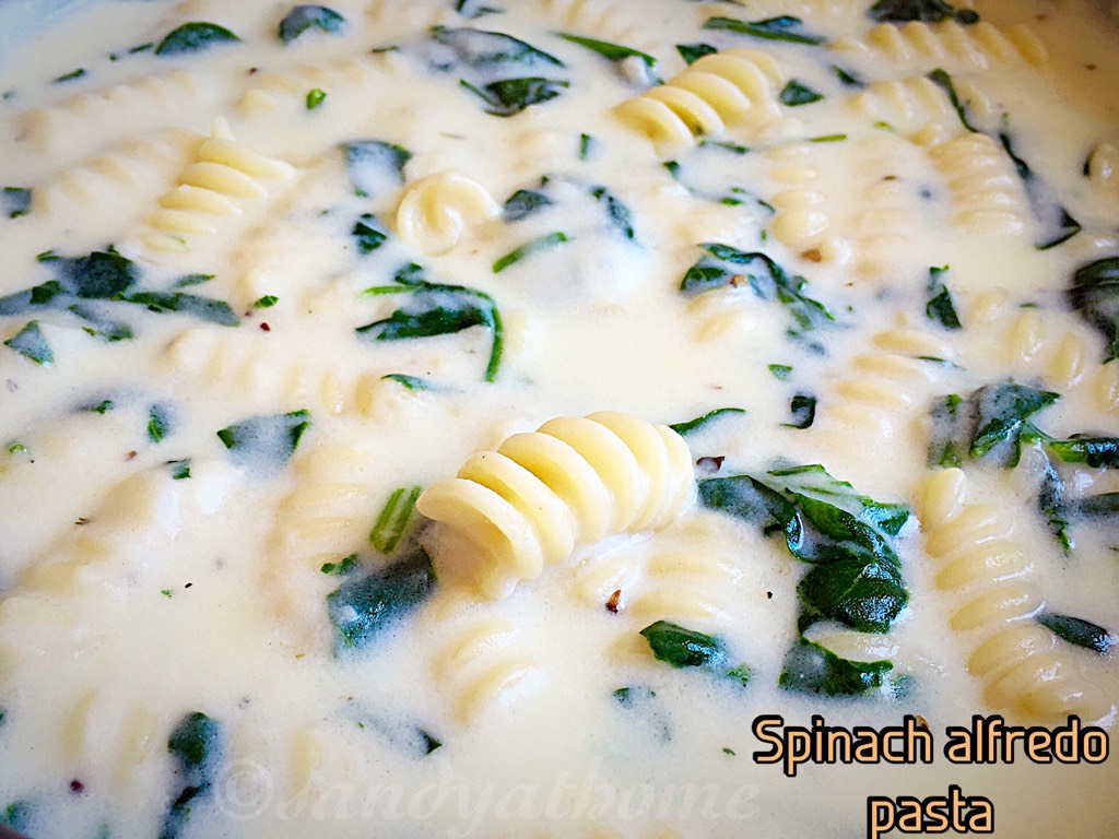 Spinach Alfredo pasta Sandhya's recipes
