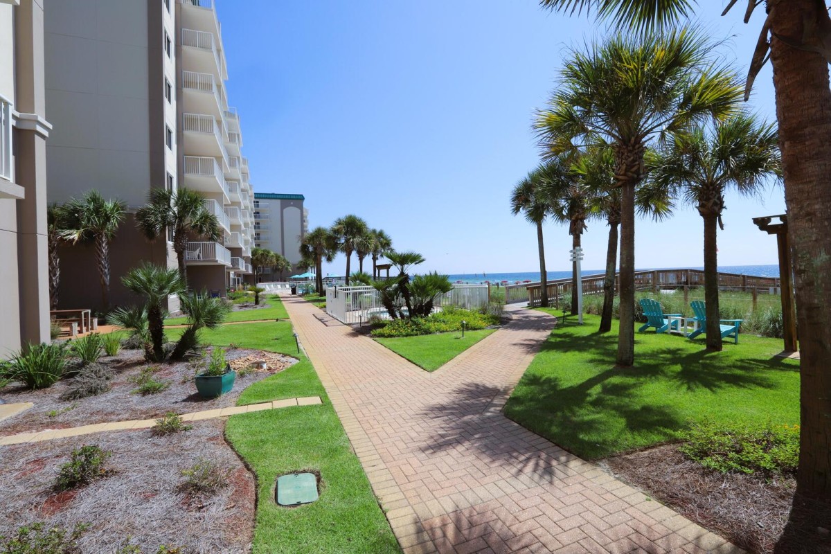 132 Pensacola, FL Sandy Key Condominiums