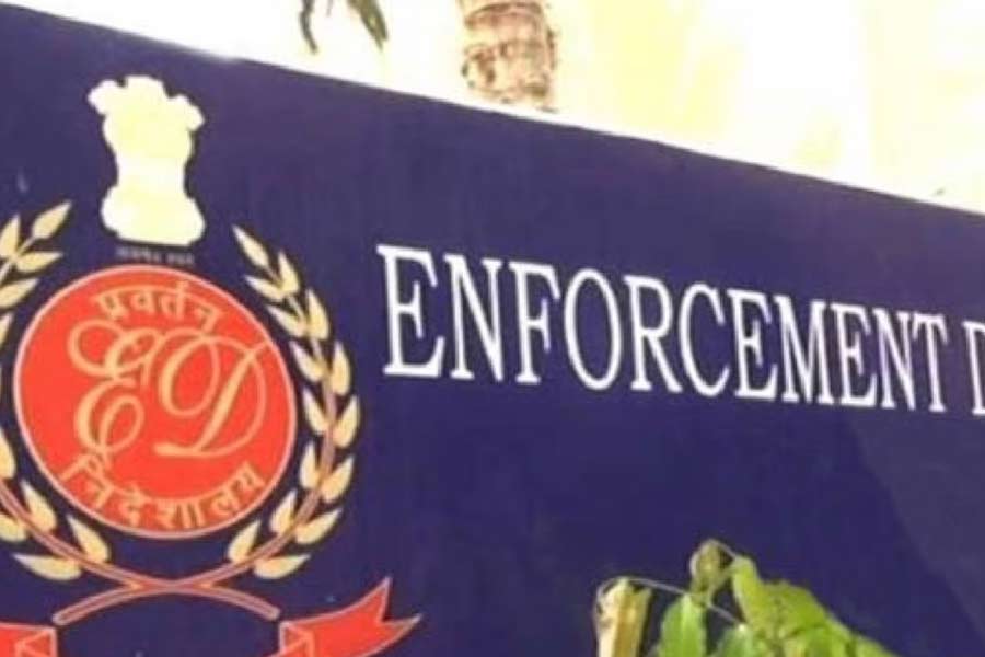 নিয়োগ দুর্নীতি মামলা: ফের ‘অ্যাকশনে’ ED, জীবনকৃষ্ণ সাহার বাড়ি-সহ একাধিক জায়গায় তল্লাশি