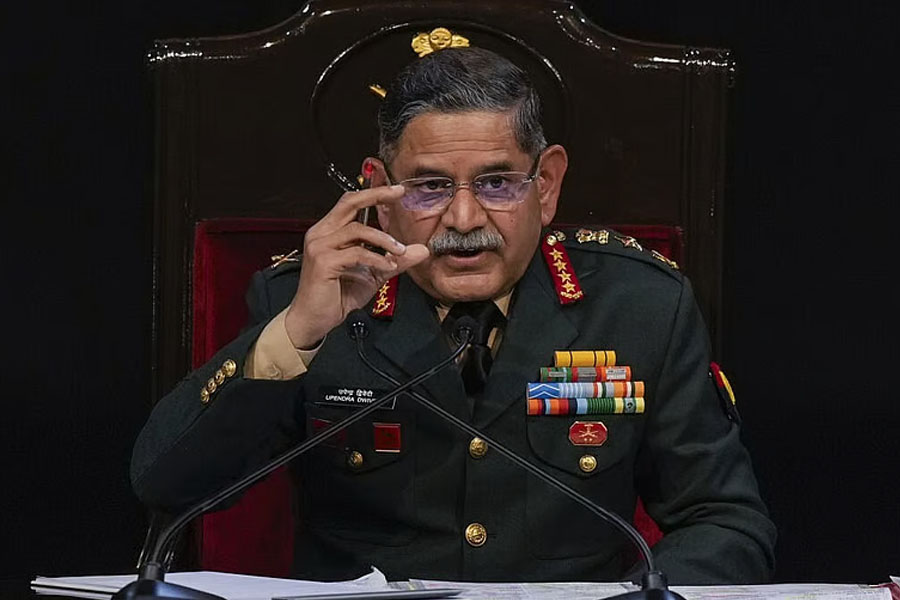 ‘অপারেশন সিঁদুরের পরও সন্ত্রাসে মদত বন্ধ করেনি পাকিস্তান’, বিস্ফোরক সেনাপ্রধান