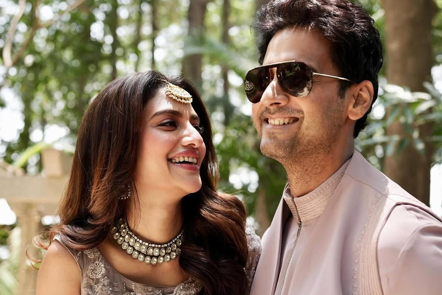 ‘কুছ তো লোগ কহেঙ্গে’, ডিভোর্স জল্পনা জোরাল হতেই সুখী দাম্পত্যের প্রমাণ দিতে মরিয়া যশ-নুসরত!