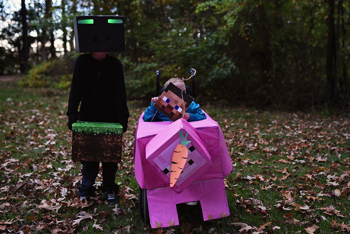 MinecraftCostumes Sarah Halstead
