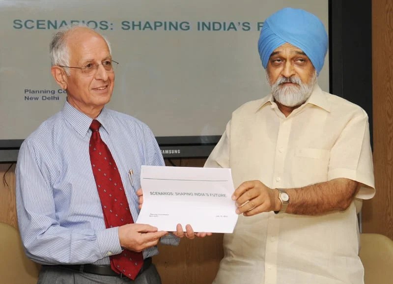 The Deputy Chairman, Planning Commission, Shri Montek Singh