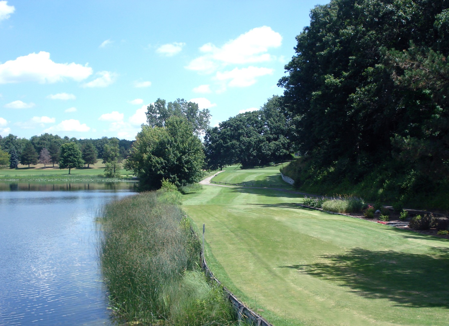 Blue 8 tee box Saskatoon Golf Club