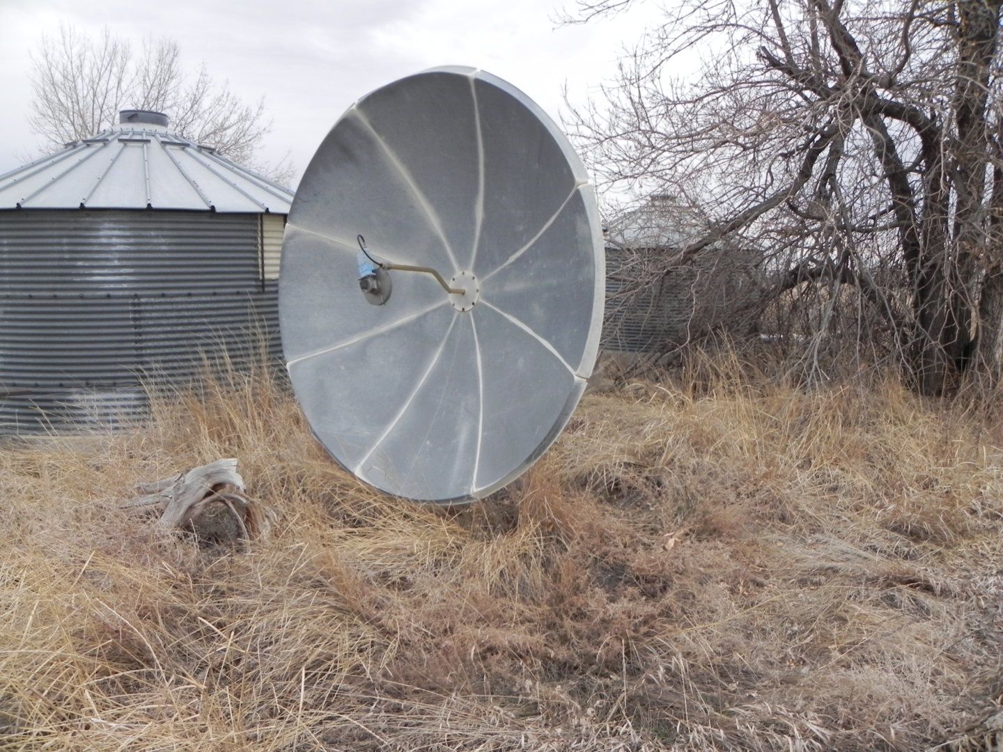OTHER what is this 9' steel dish worth ? SatelliteGuys.US
