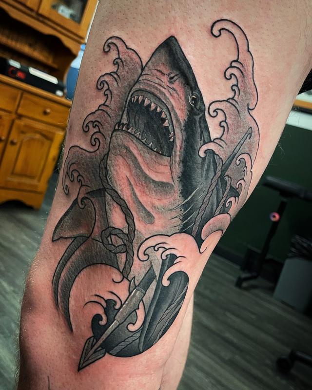 38 Popular And Meaningful Shark Tattoo Design Ideas (2022 Updated) - Saved Tattoo 800_x_640_jpg
