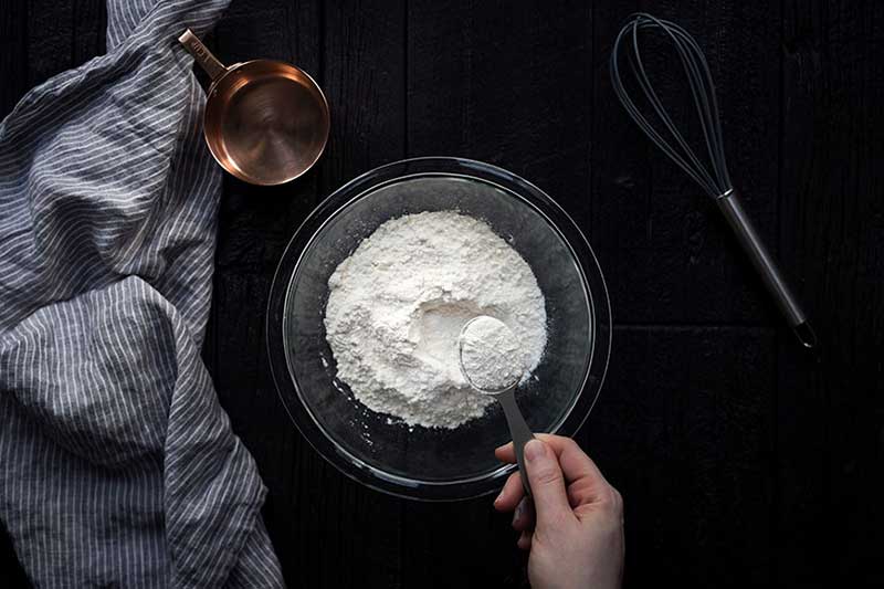 How to Make Cake Flour - make your own homemade cake flour!