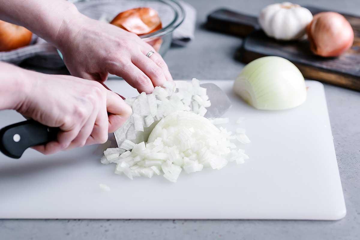 How To Chop An Onion {StepbyStep Photos} Savory Simple