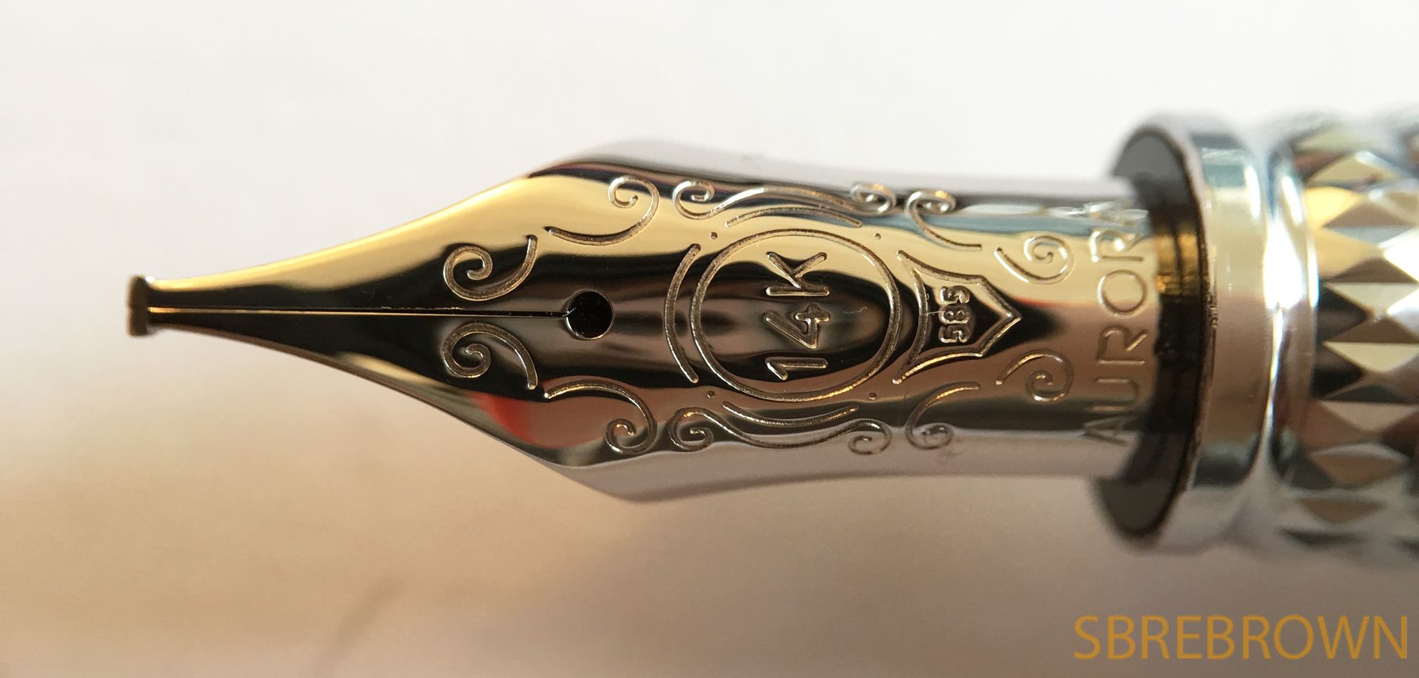 Aurora Fountain Pen Nibs Overview Hey there! SBREBrown
