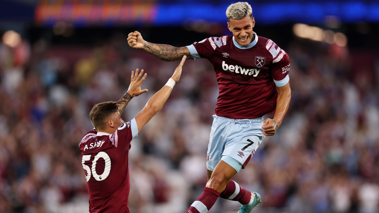 25. aug West Ham Scandinavian Hammers