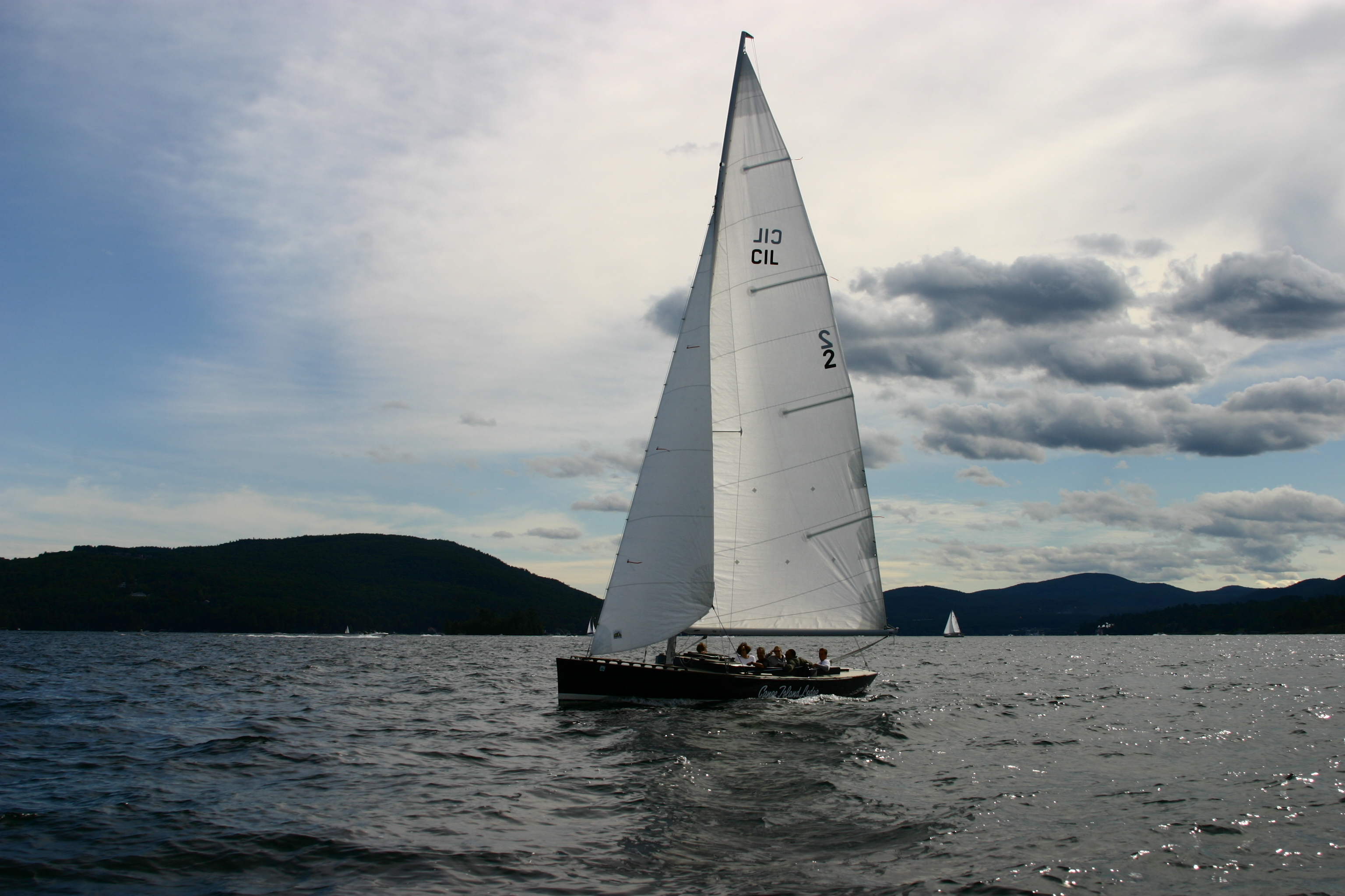 Canoe Island CustomDesigned Day Sailing Sloop