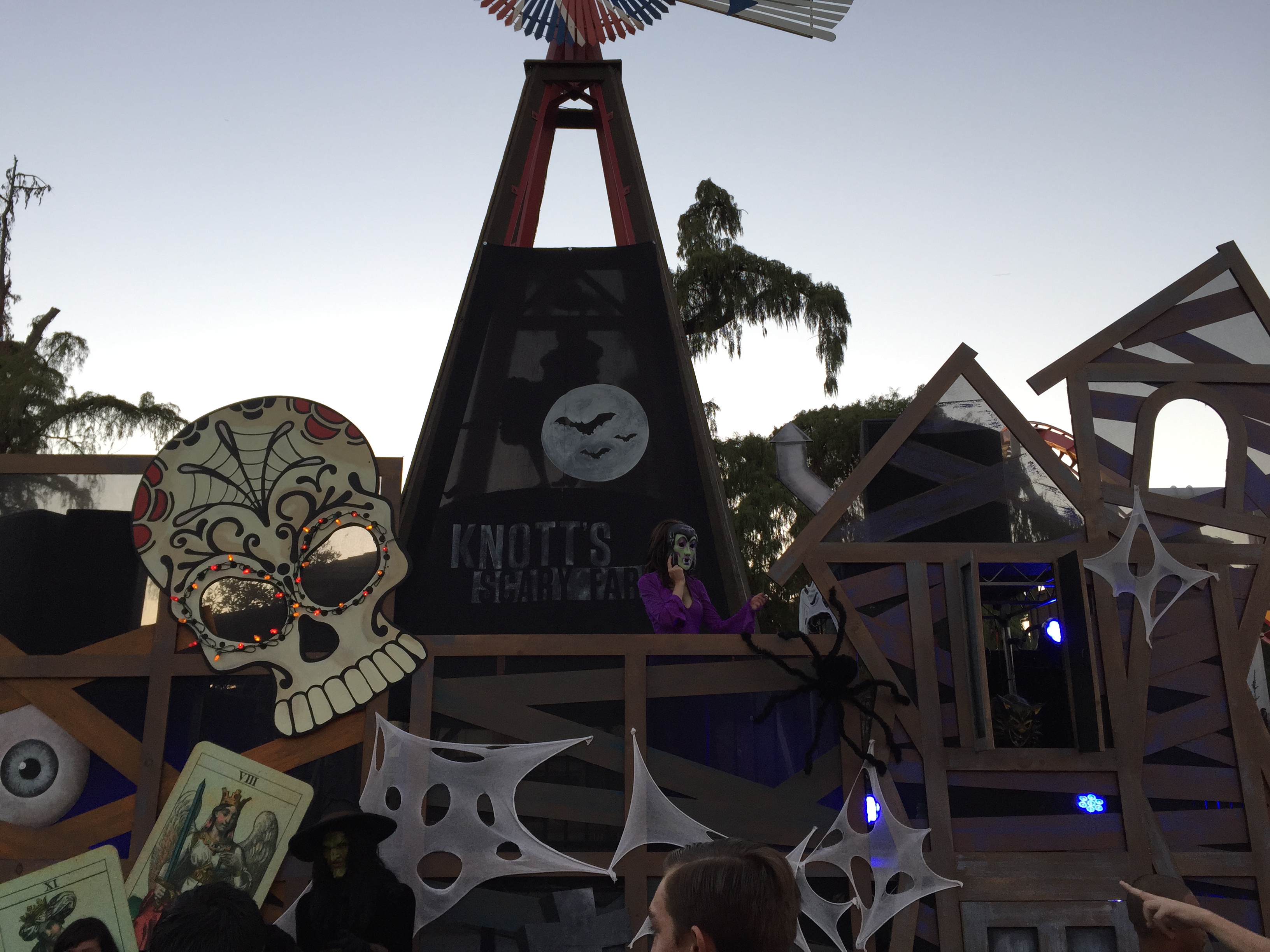 Haunt Review Knott’s Scary Farm 2014 Scare Zone™