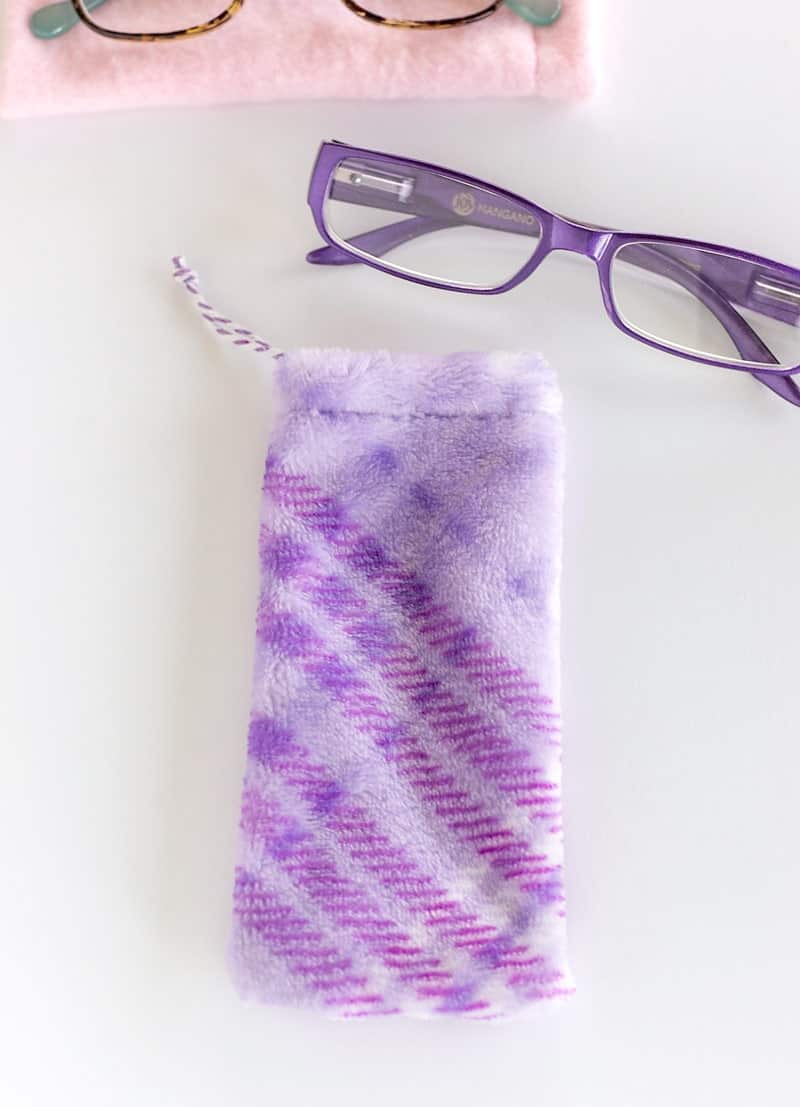 How to Make an Easy Eyeglass Case Scattered Thoughts of a Crafty Mom