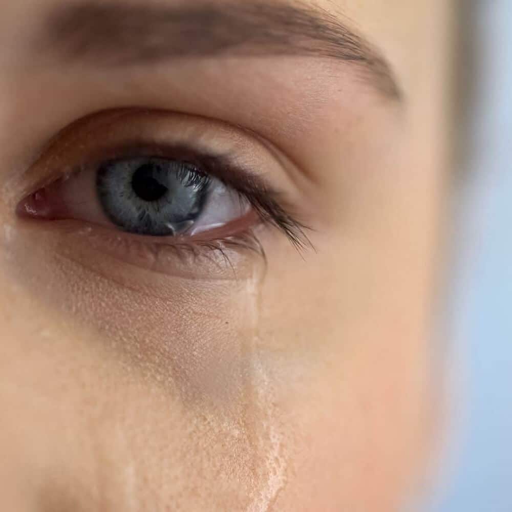 Cry Me a River Causes + Treatments for Clogged Tear Ducts