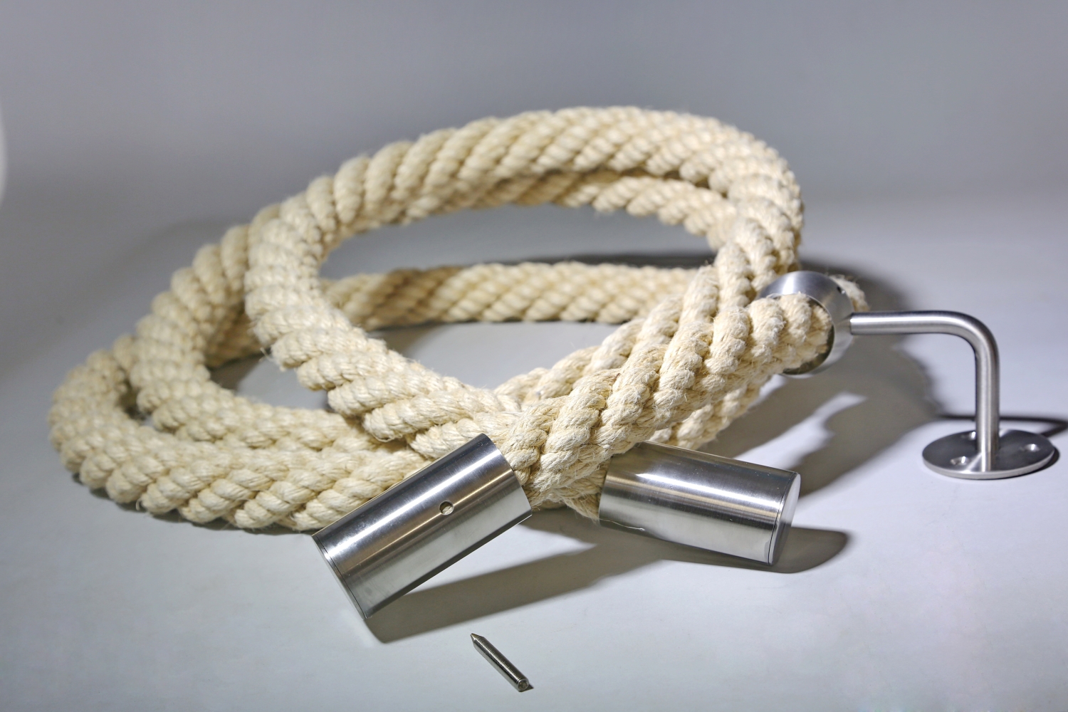 Handlauf aus Hanfseil mit Edelstahl Halter