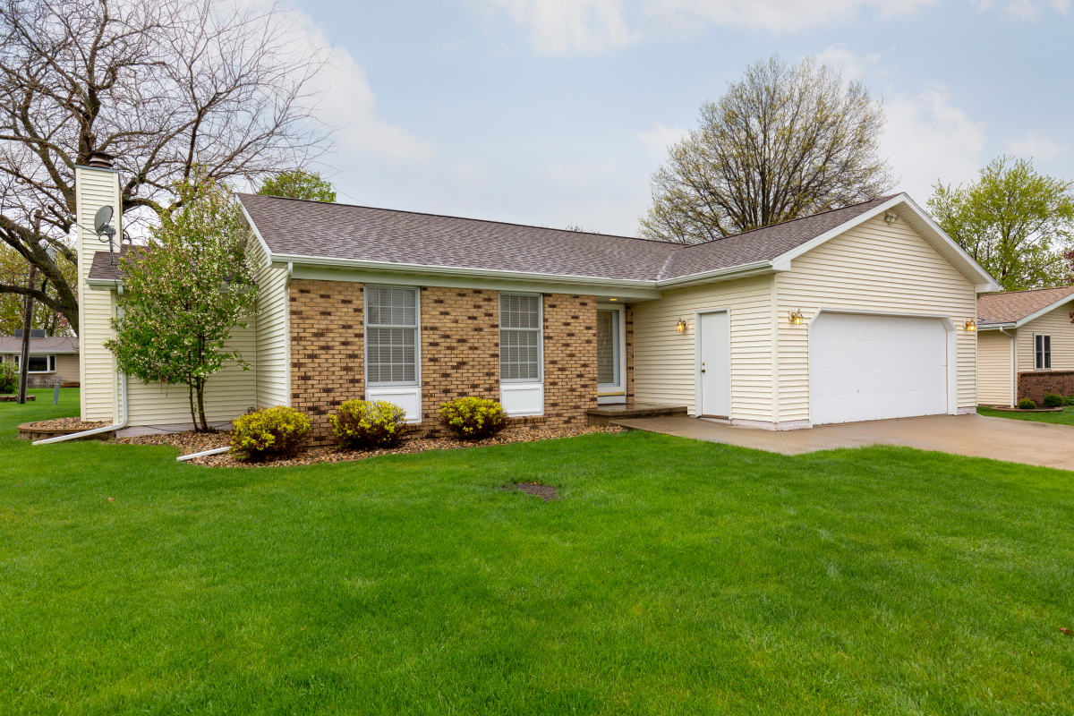 Schuck Realty Co. Home Listings around Parkersburg and Grundy Center