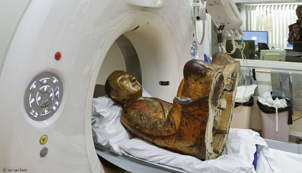 CT Scans Reveal a Mummified Monk Inside This 1,000YearOld Statue