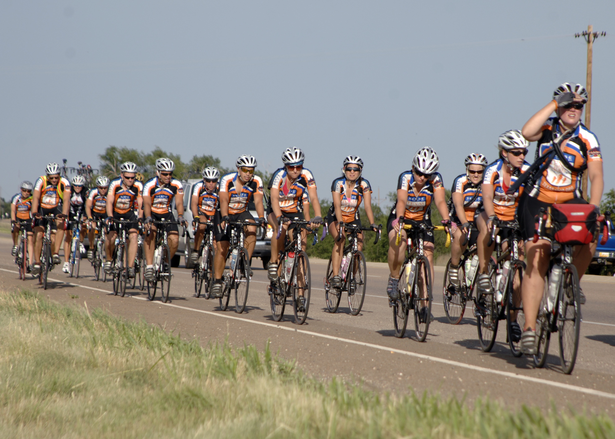 2,000 Bicyclists Invade Downtown Circleville, OSHP Warns Safety