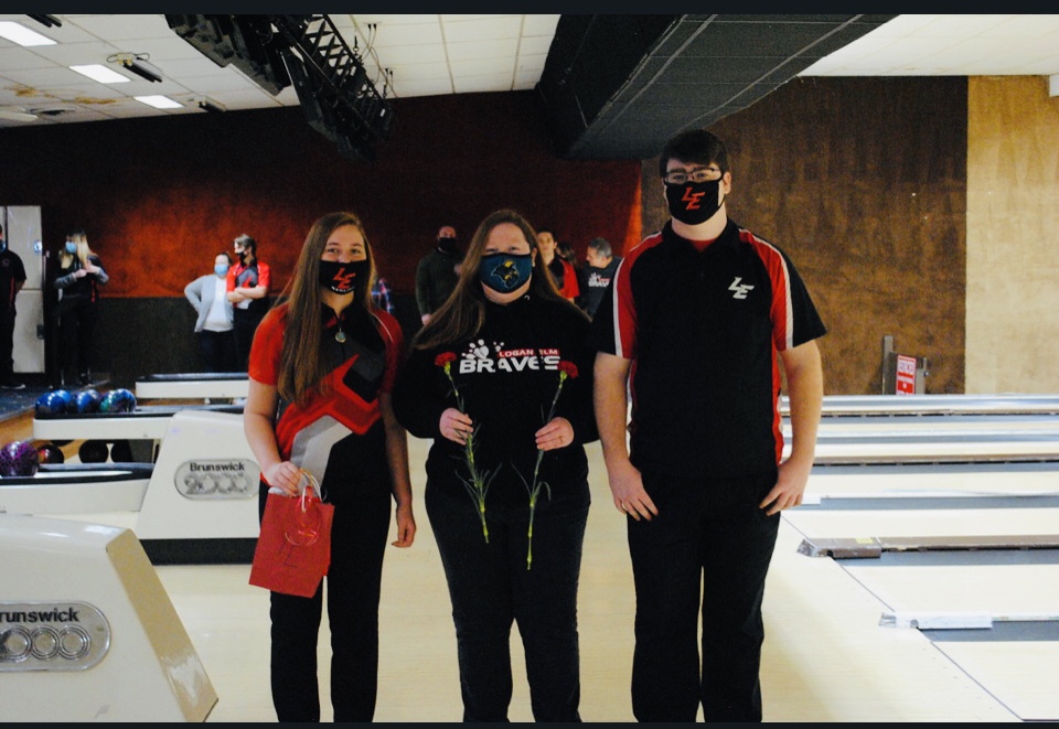Logan Elm Bowling Celebrate Senior Night With Win over Circleville