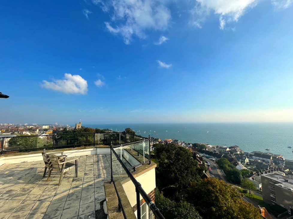 The Best View in LeighOnSea. Scott & Stapleton