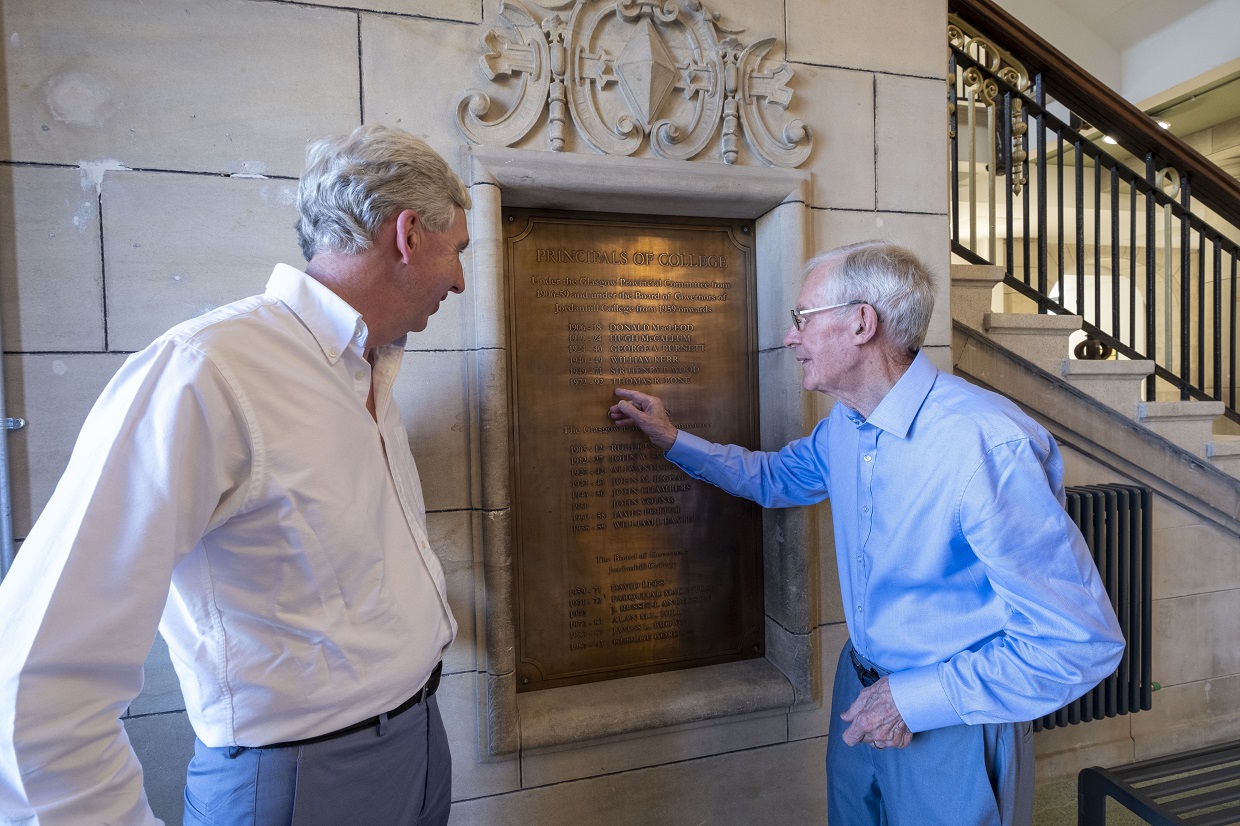 In Pictures Former Jordanhill Principal returns to David Stow building