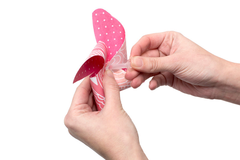 DIY Party Pinwheels using We R Memory Keepers Pinwheel Punchboard