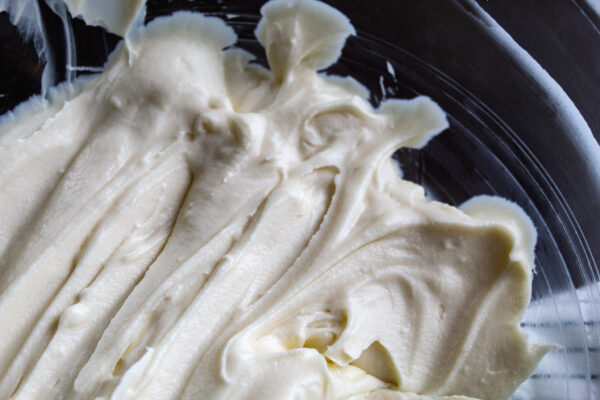 How to Make Honey Cream Cheese Frosting [Without Powdered Sugar]