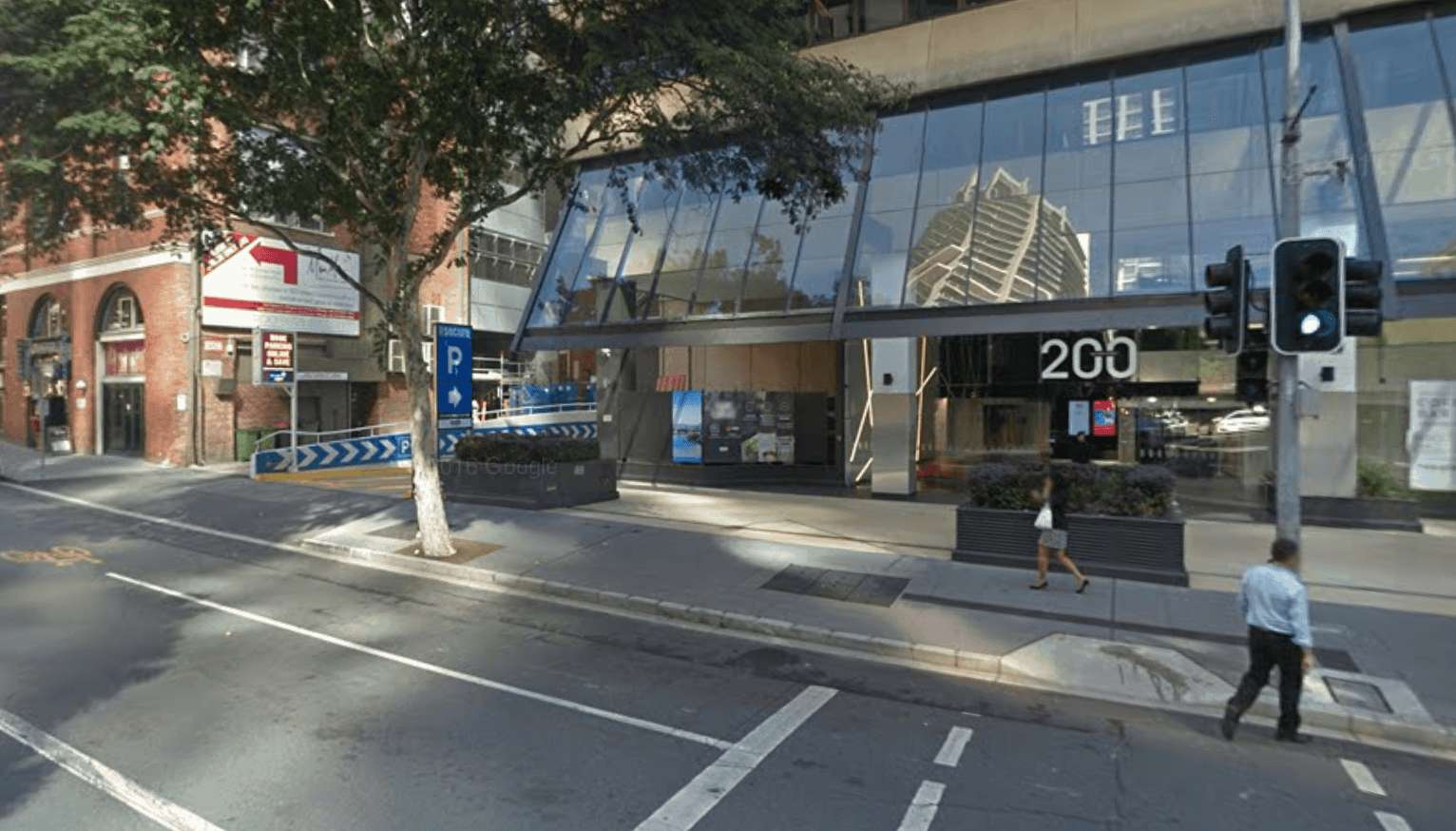 Brisbane CBD Repair Centre Here's to progress Screen Fixed